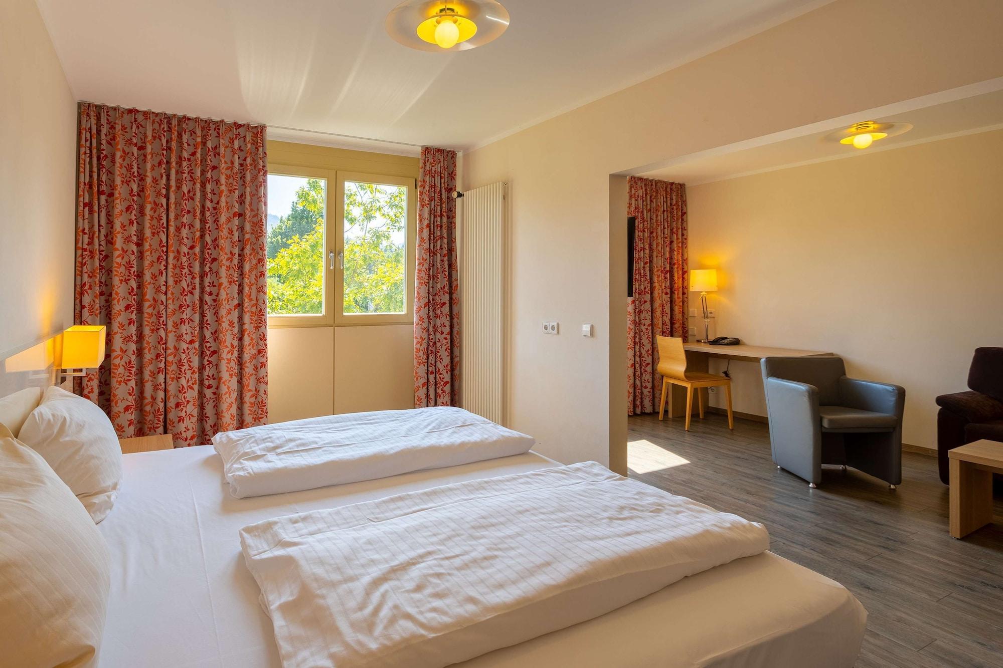 Dorint Hotel Durbach/Schwarzwald Buitenkant foto