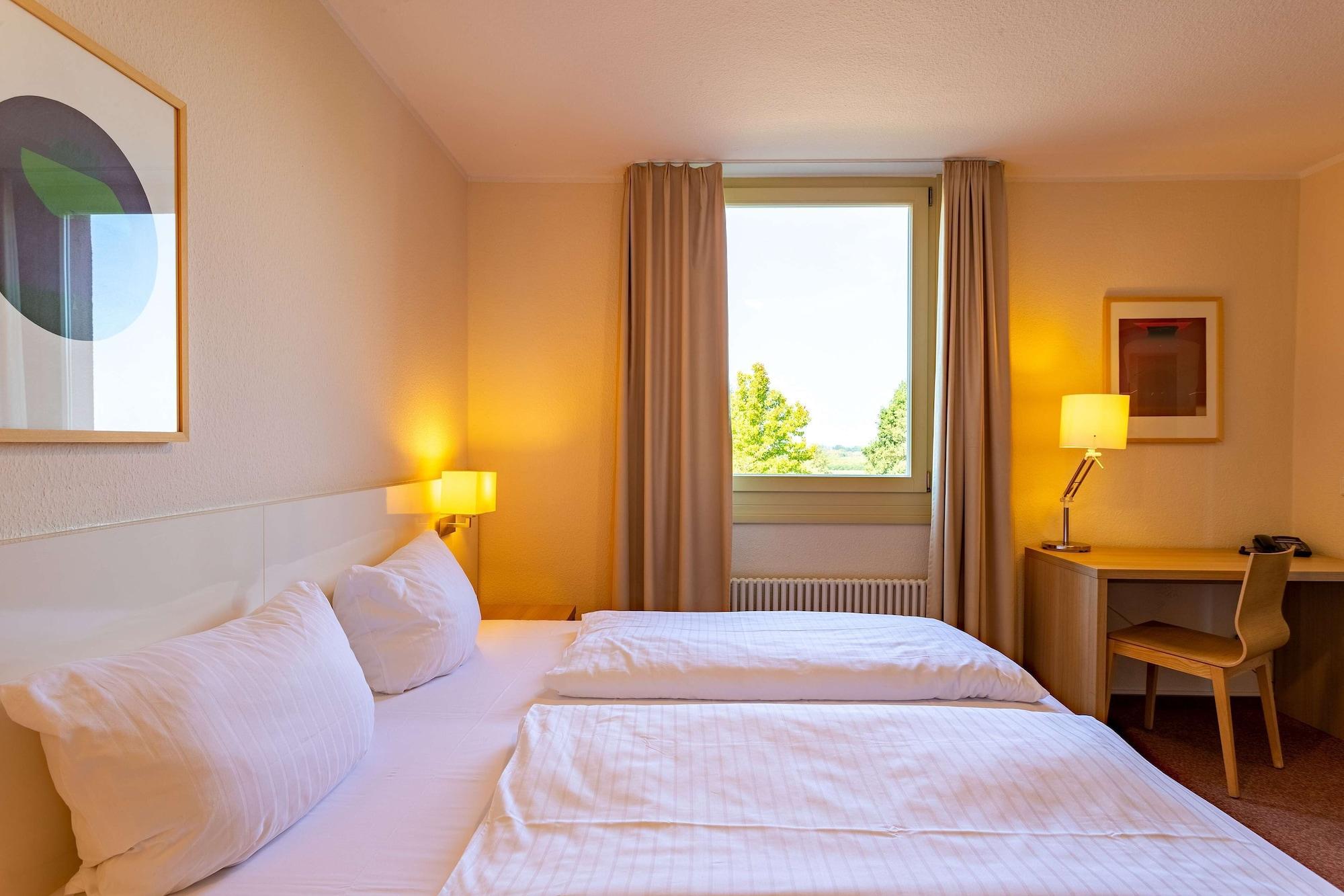 Dorint Hotel Durbach/Schwarzwald Buitenkant foto